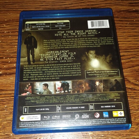 Vanishing on 7th Street (Blu-ray Disc, 2011, Canadian) - Picture 3 of 3